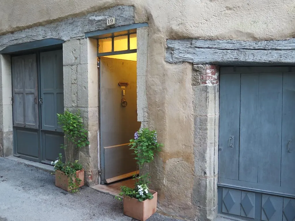La Porte Bleue Saint-Antonin