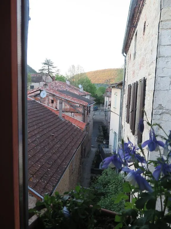 La Porte Bleue Bed & Breakfast Saint-Antonin France